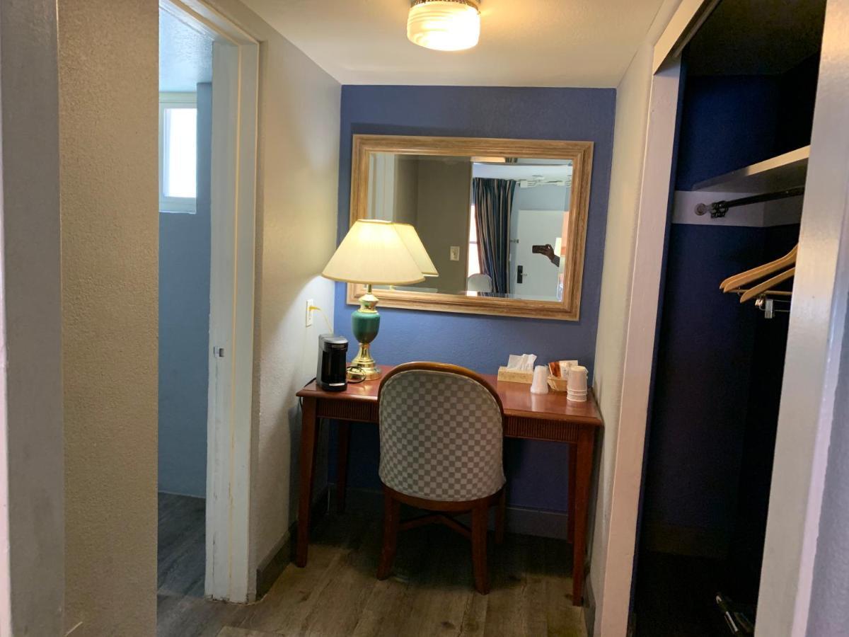 City Center Motel 2*